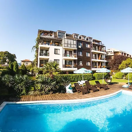 Venti Club Aparthotel 3*